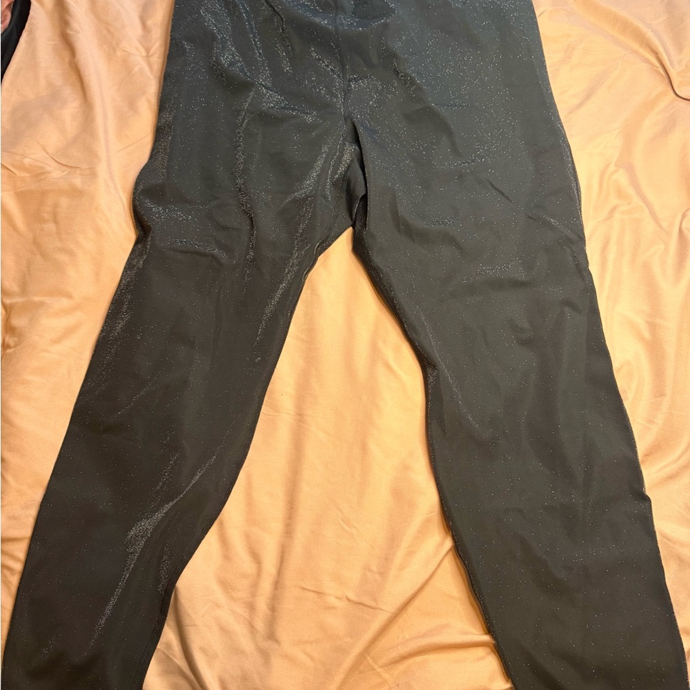 YITTY Shimmering Black Leggings